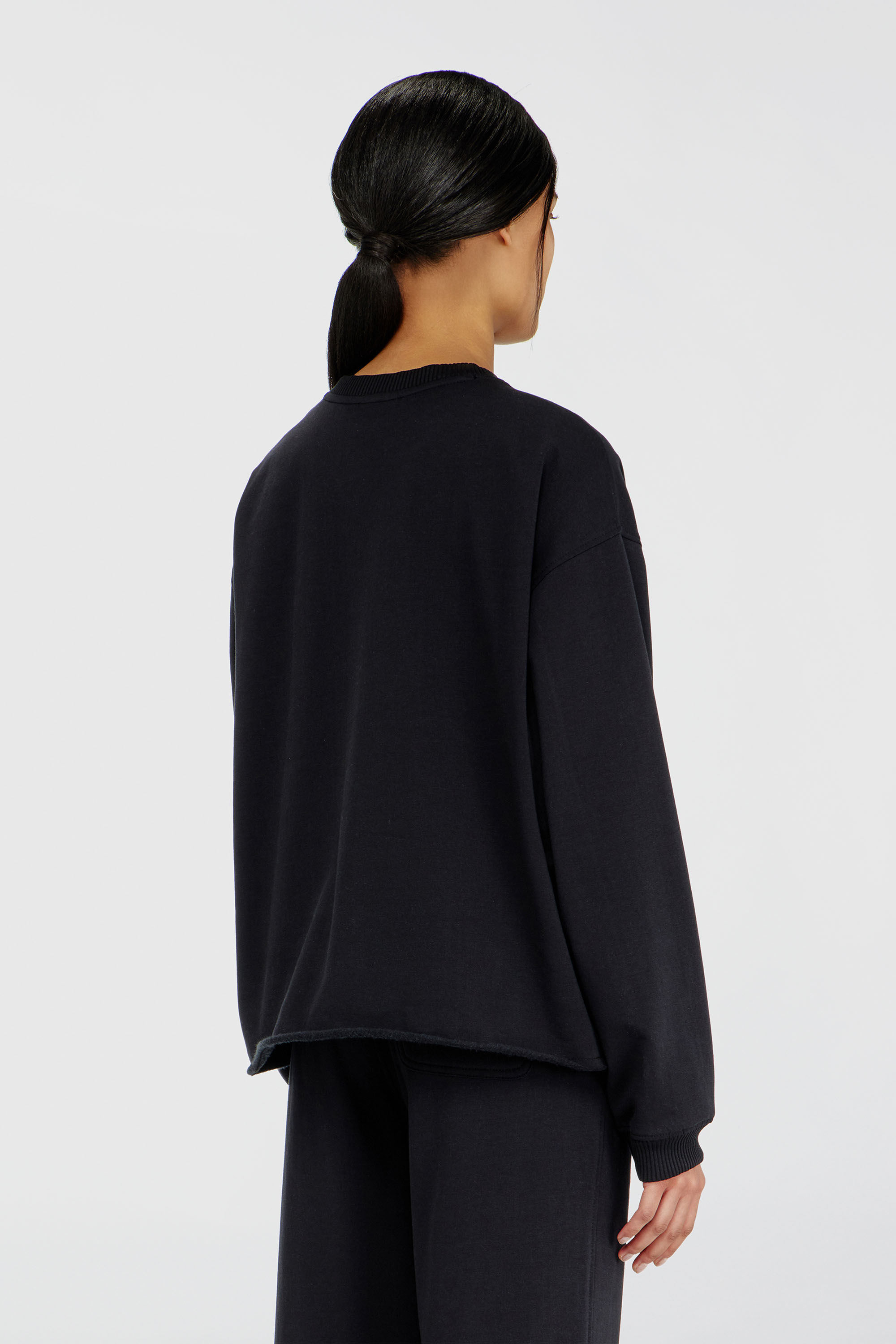 Diesel - PATRICIA-D-CORE, Woman's Peached sweatshirt with raw hem in Black - 4