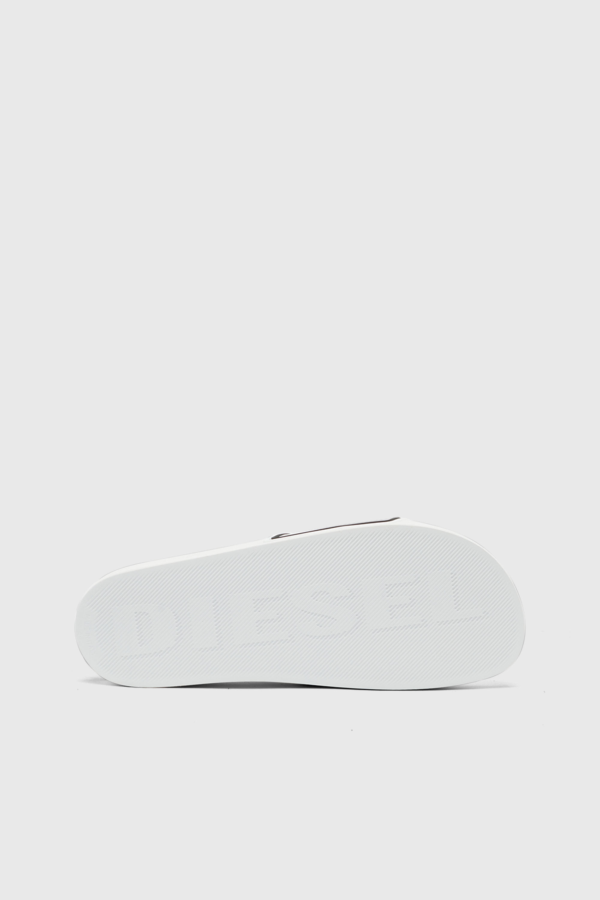 Diesel - SA-MAYEMI CC, Man's Sa-Mayemi-Pool slides with 3D logo in White/Black - 5