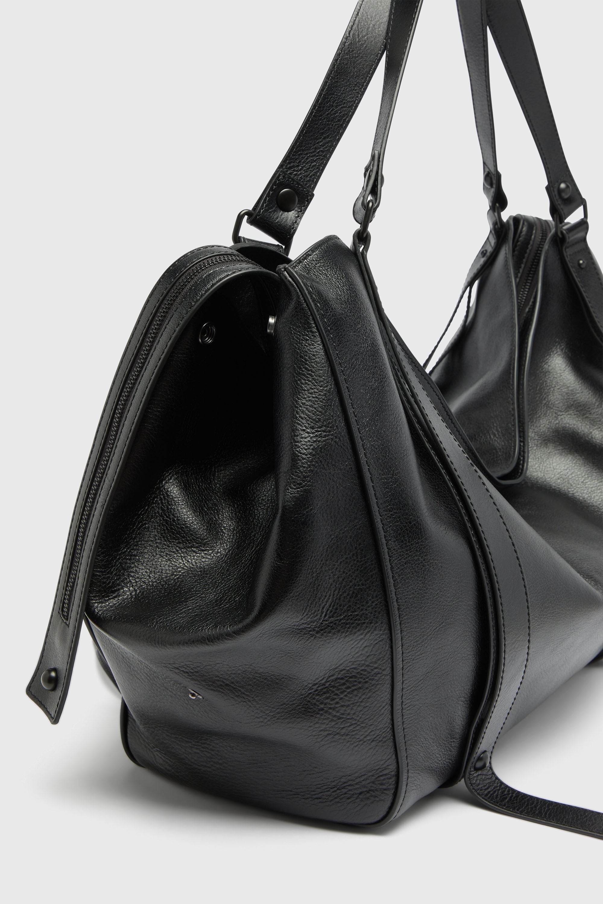 Diesel - D-ONE DUFFLE 48H, Unisex's D-One-Duffle bag in leather in Black - 5