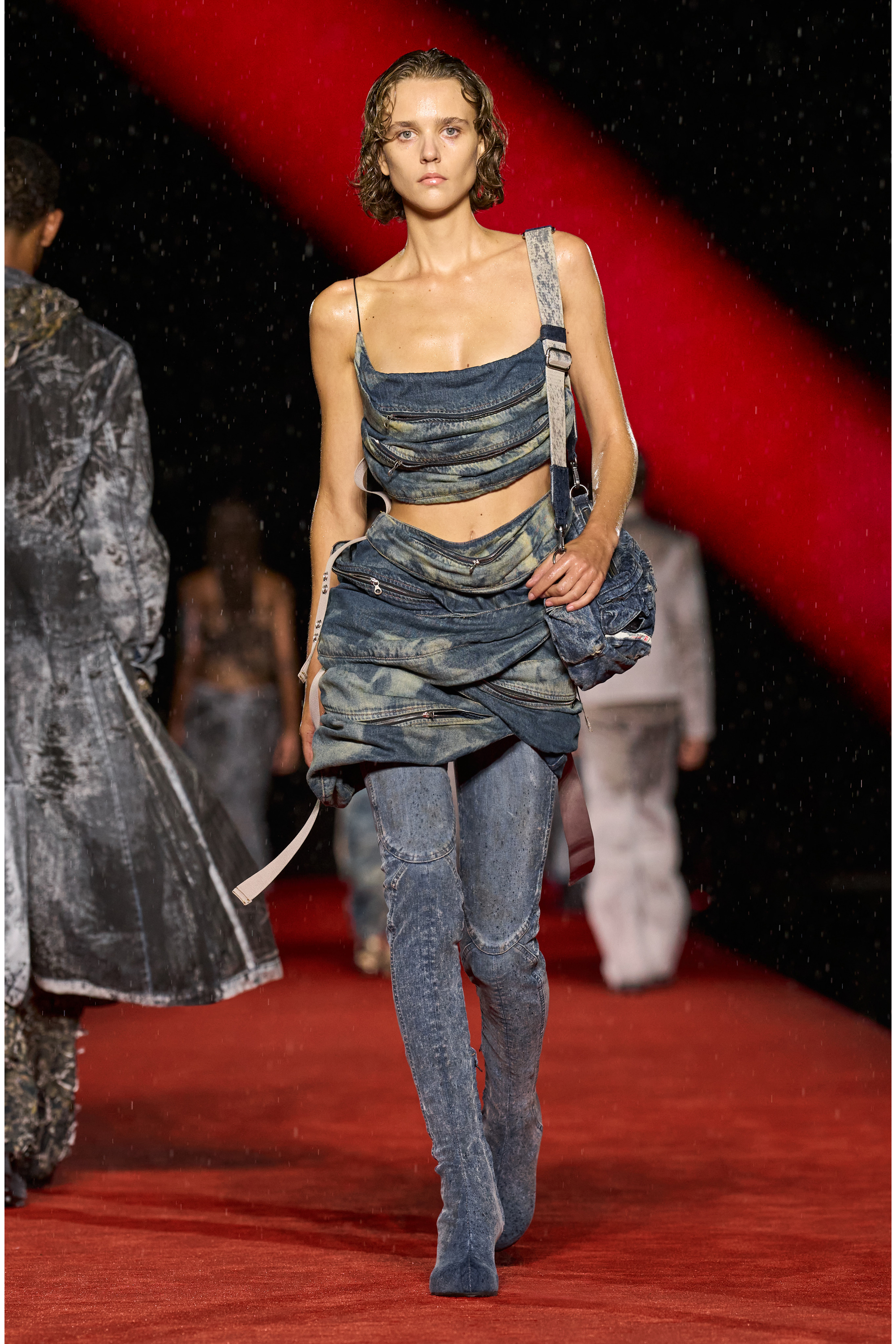 RE-EDITION TRAVEL 3000 SHOULDER BAG X