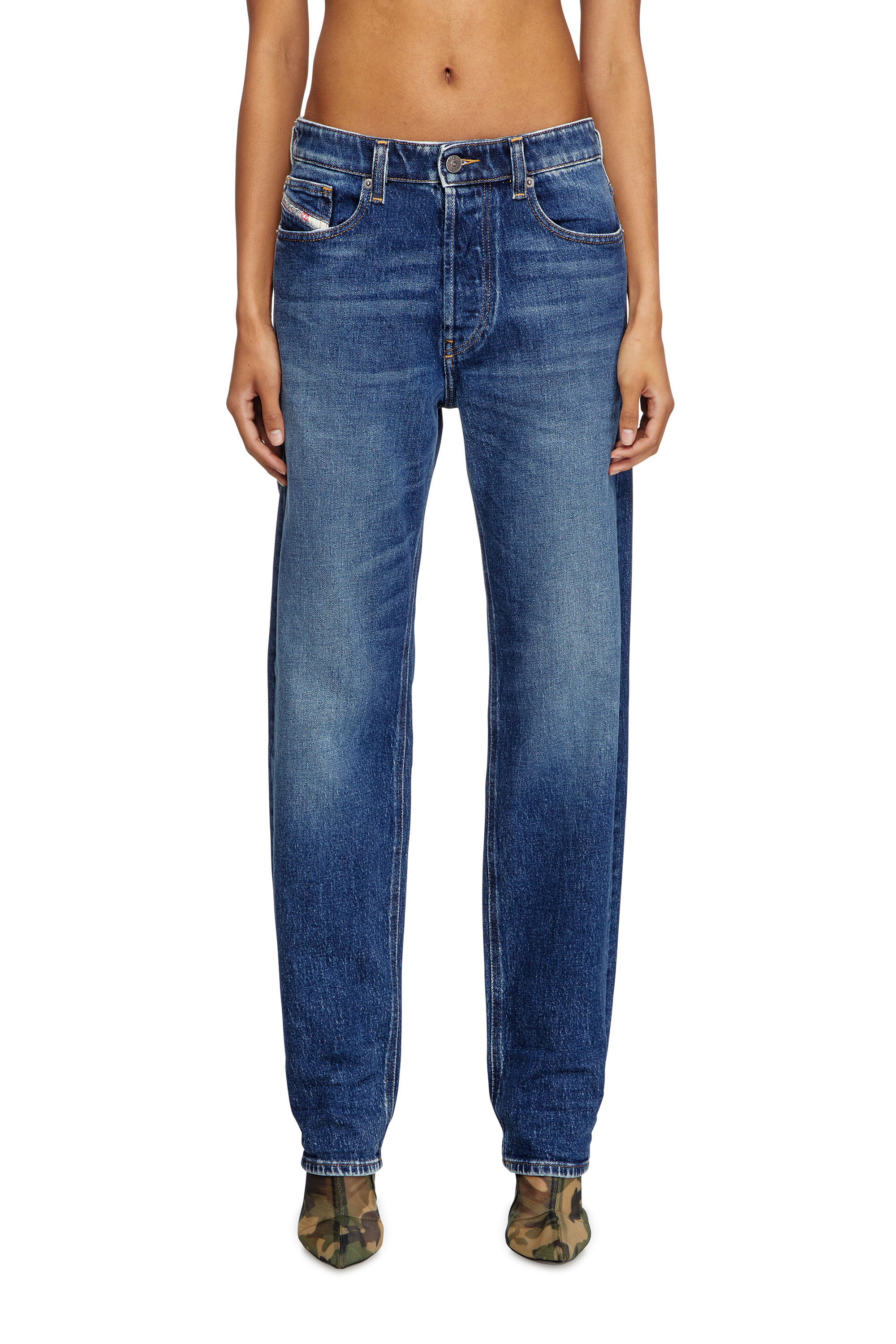 Diesel - Woman's Regular Jeans 1988 D-Ark 09L21, Medium blue - 3