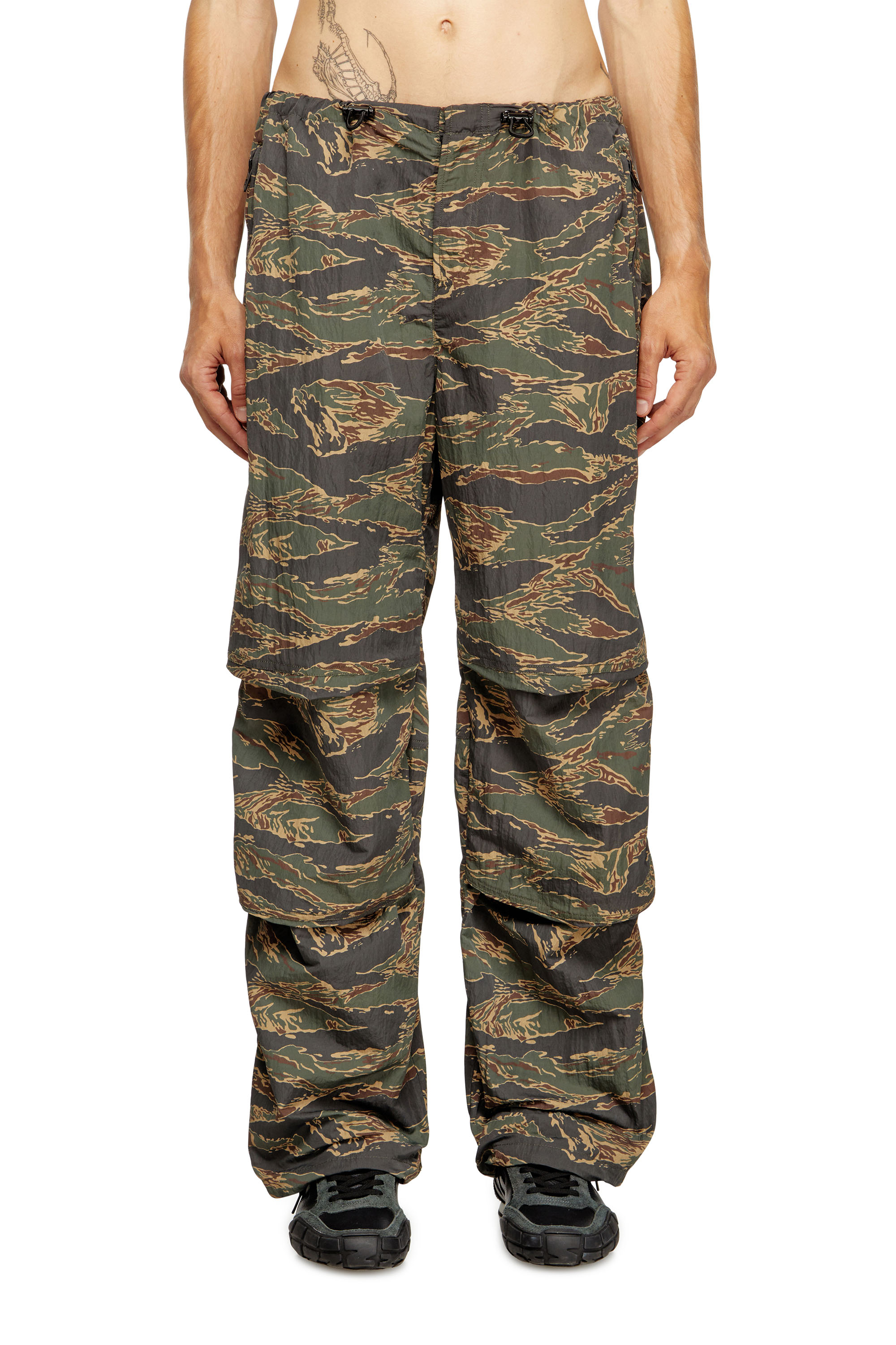 Diesel - P-ANIC, Man's Cargo pants in camo-print nylon in Military Green - 3