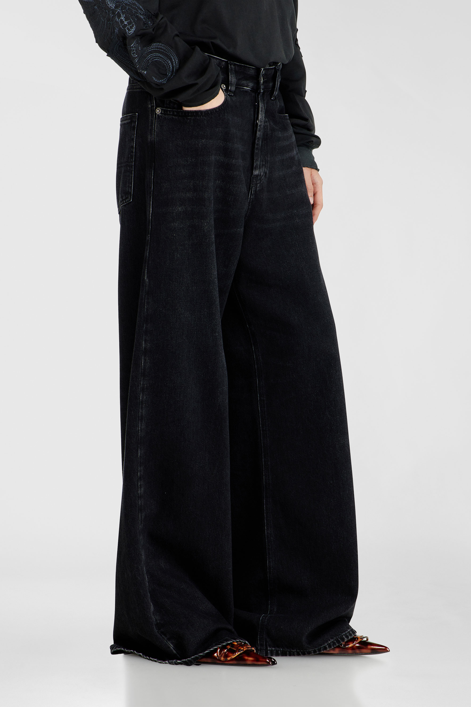 Diesel - Unisex's Relaxed Jeans 1996 D-Sire 09P09, Black/Dark grey - 9