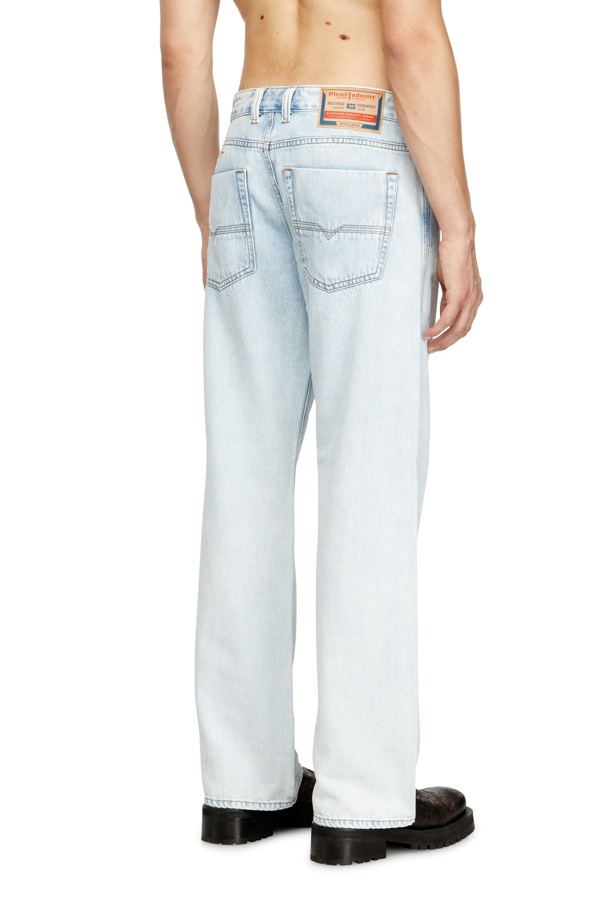 Diesel - Man's Relaxed Jeans 1980 D-Eeper 09M74, Light Blue - 4