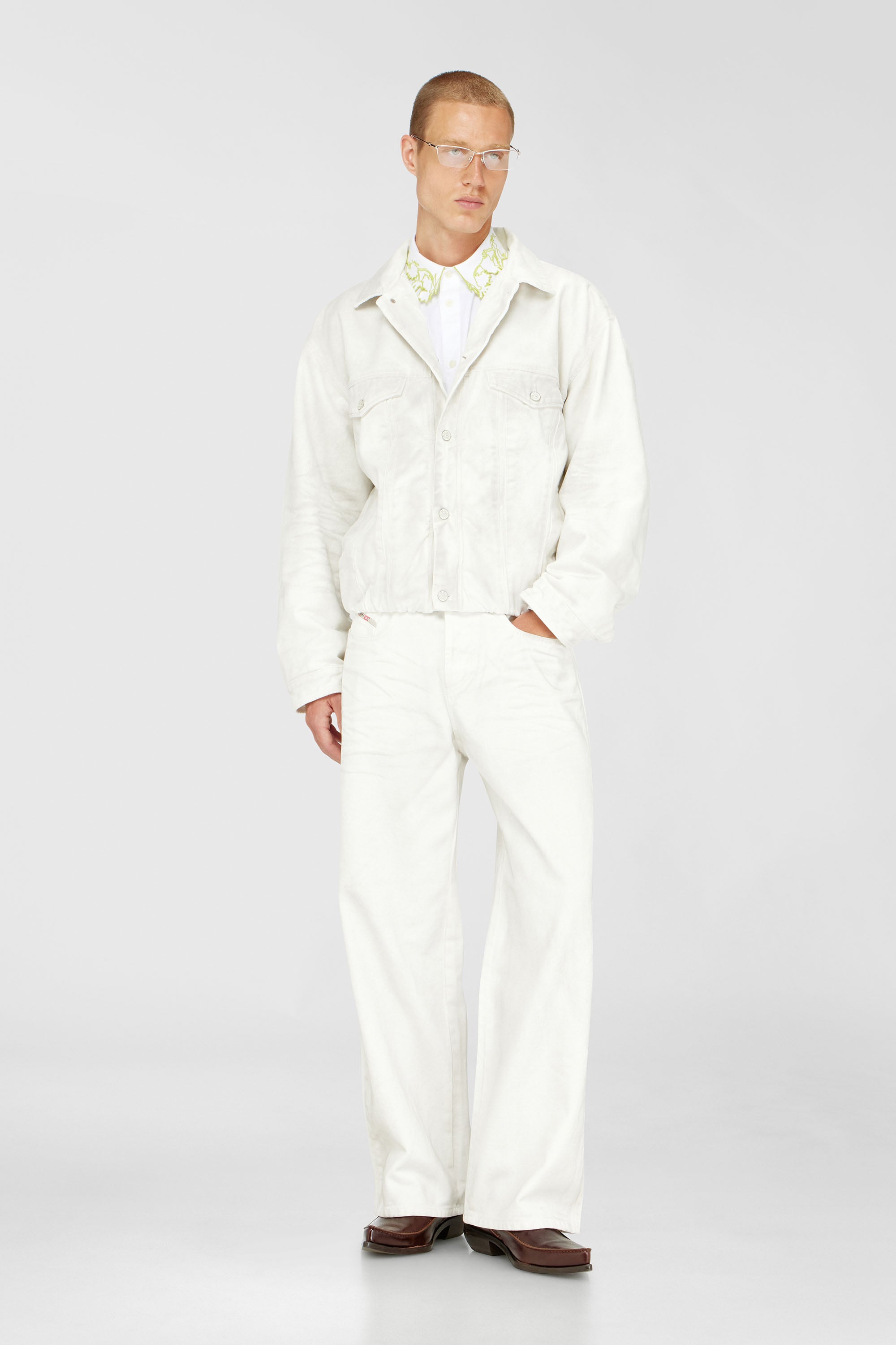 Diesel - Unisex's Relaxed Jeans 1982 D-Hakou 007GG, White - 2