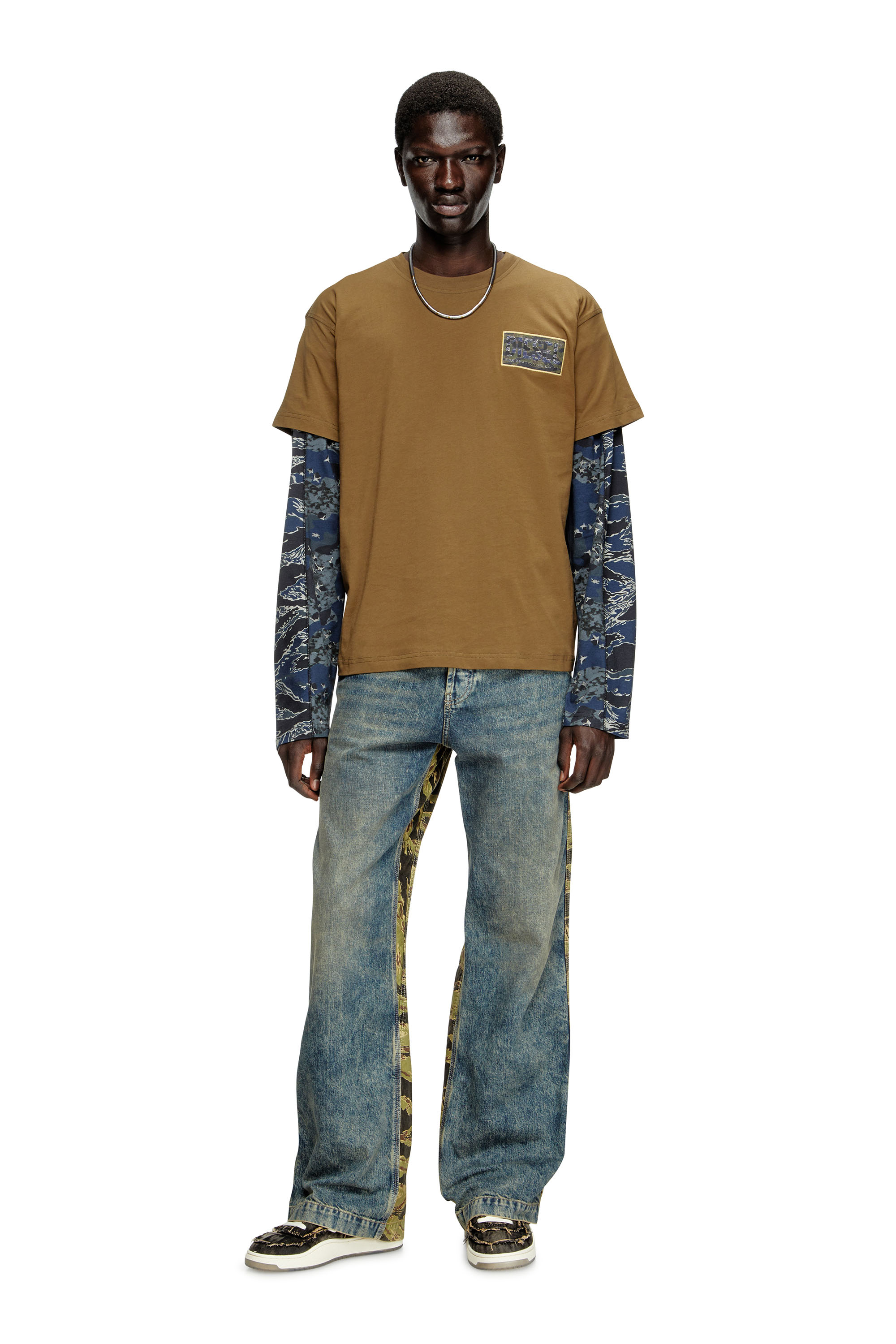 Diesel - T-NORM-T3, Man's T-shirt with camo logo patch in Military Green - 2