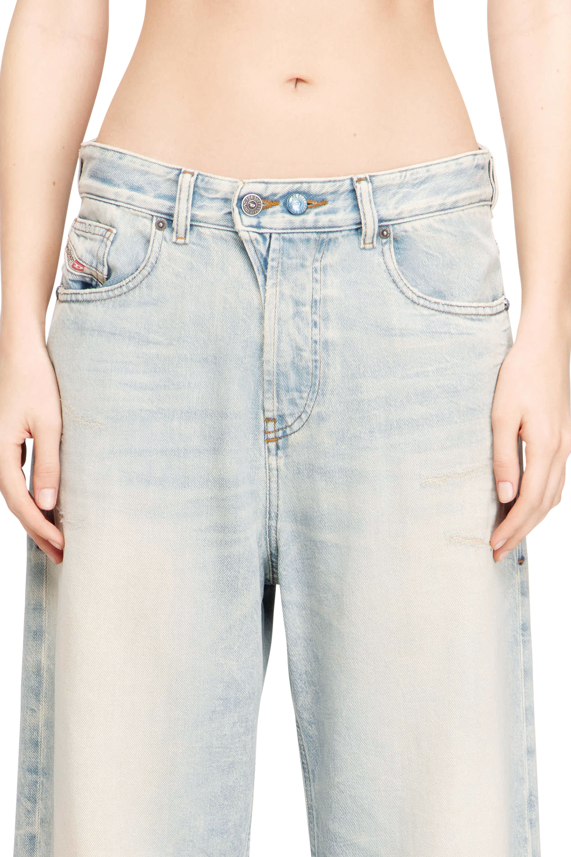 Diesel - Woman's Relaxed Jeans 1996 D-Sire 09N22, Light Blue - 4