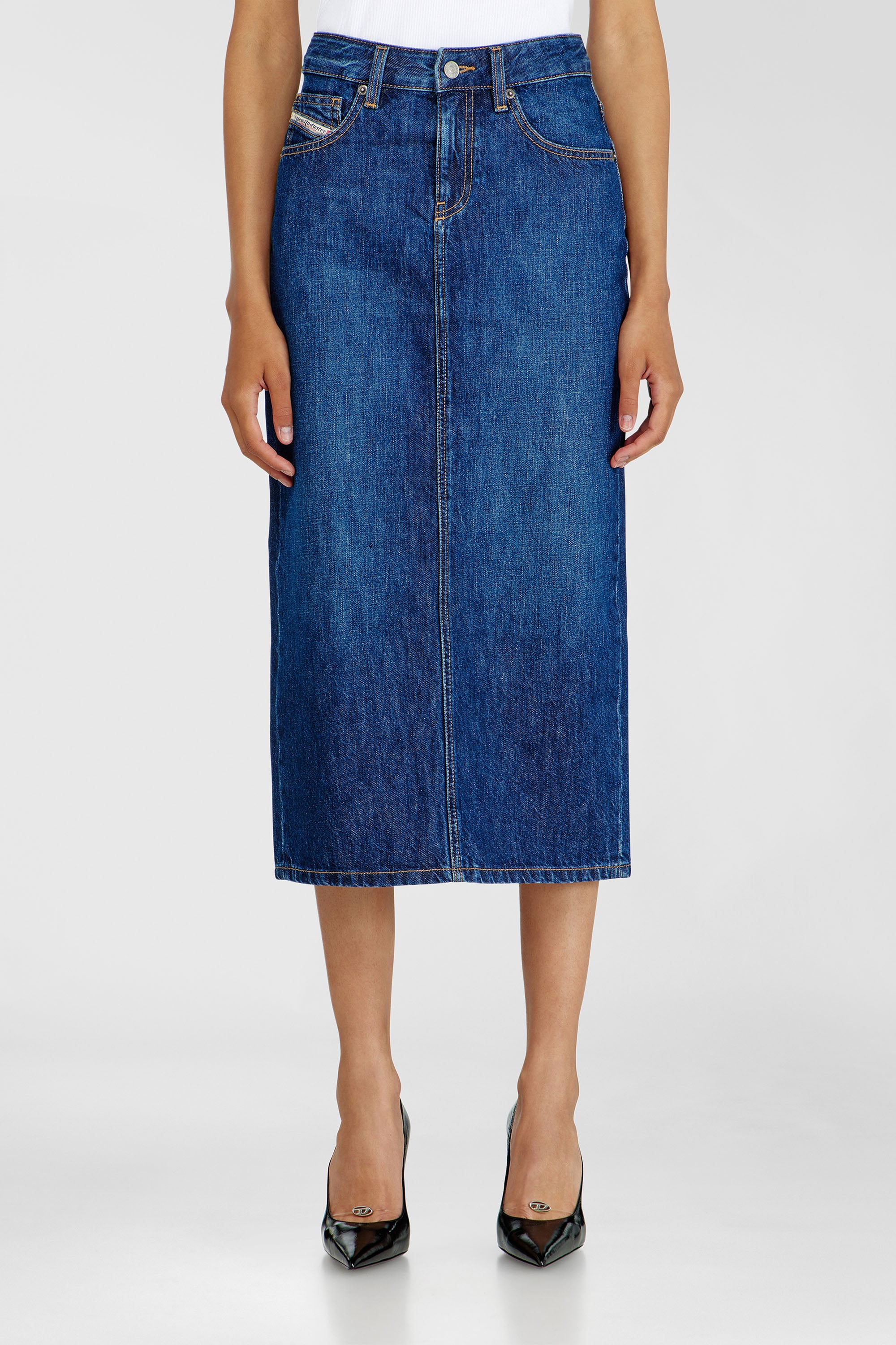 Diesel - DE-SKYE-D, Woman's Denim midi skirt in Medium blue - 2
